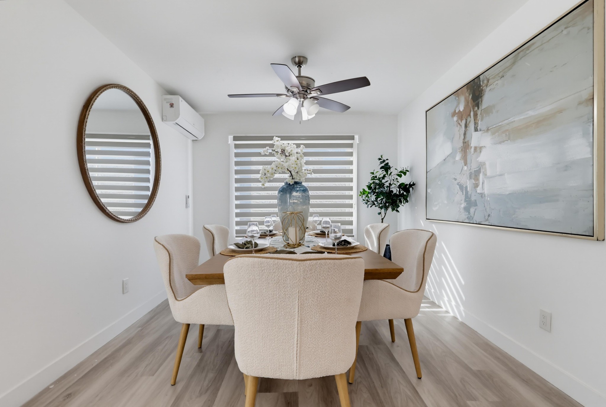 Virtual tour photo 27 of 99 for 125 Campanita Ct