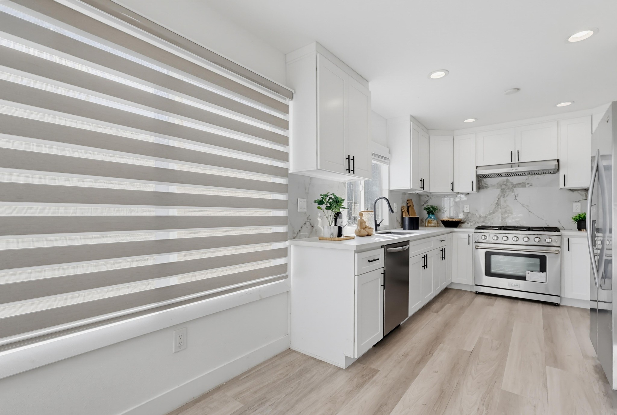 Virtual tour photo 33 of 99 for 125 Campanita Ct
