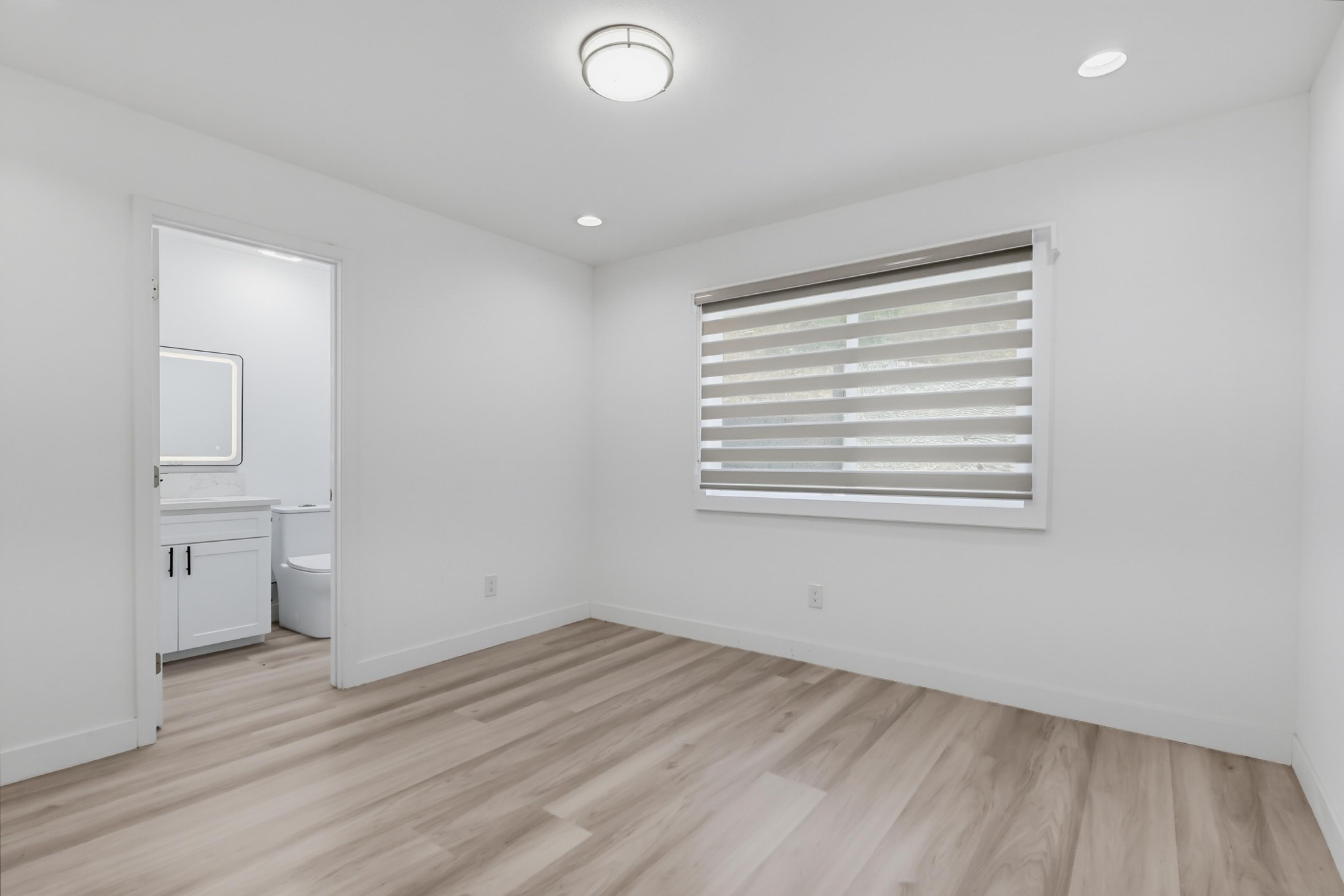 Virtual tour photo 51 of 99 for 125 Campanita Ct