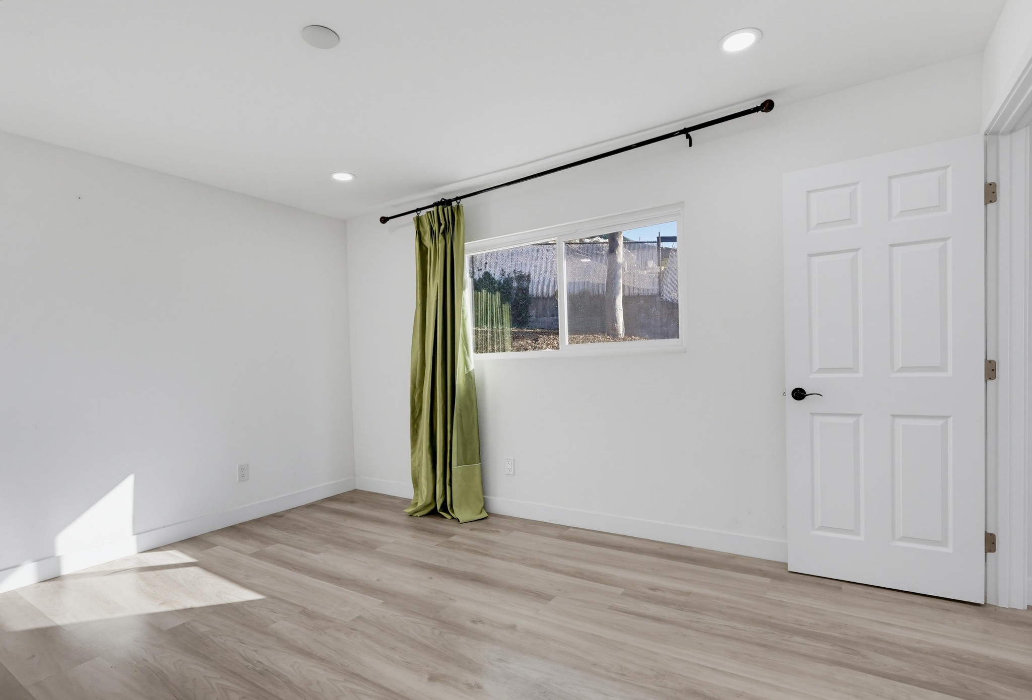 Virtual tour photo 63 of 99 for 125 Campanita Ct