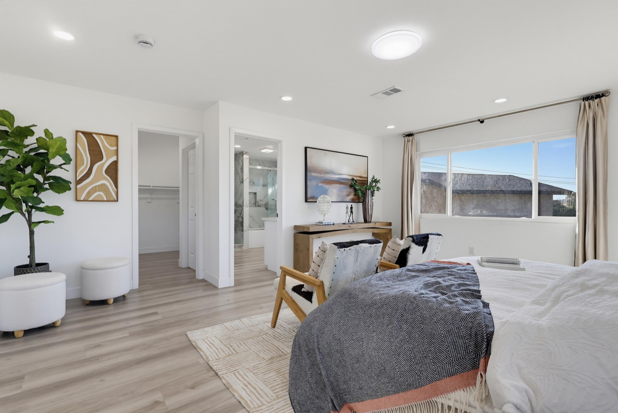 Virtual tour photo 75 of 99 for 125 Campanita Ct
