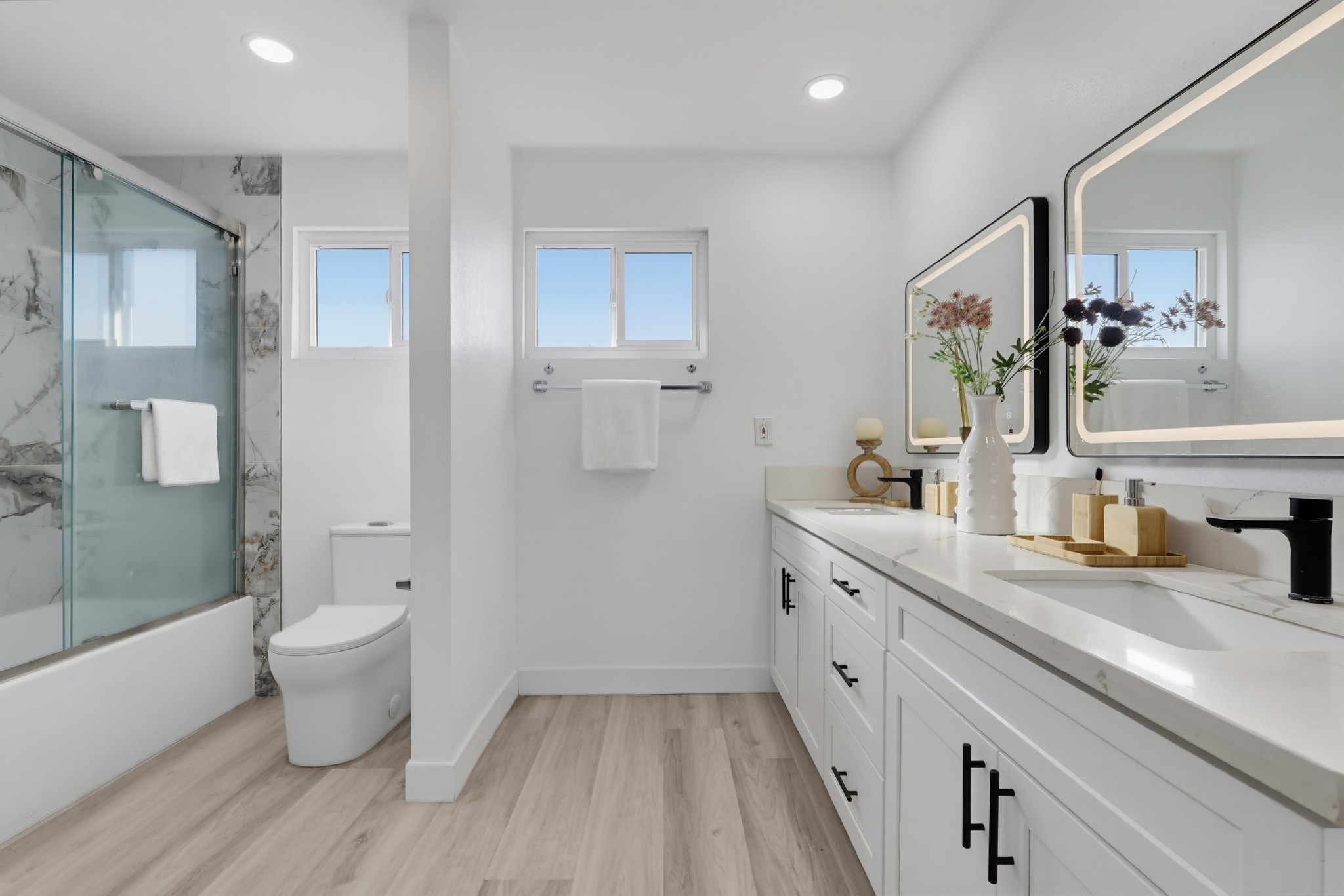 Virtual tour photo 79 of 99 for 125 Campanita Ct