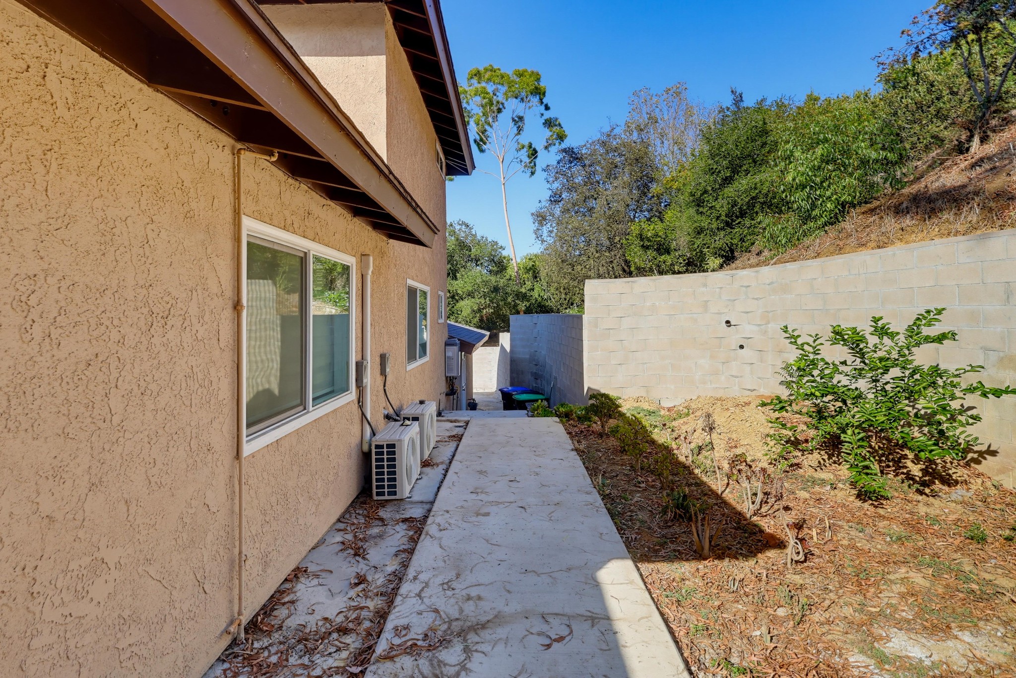 Virtual tour photo 95 of 99 for 125 Campanita Ct