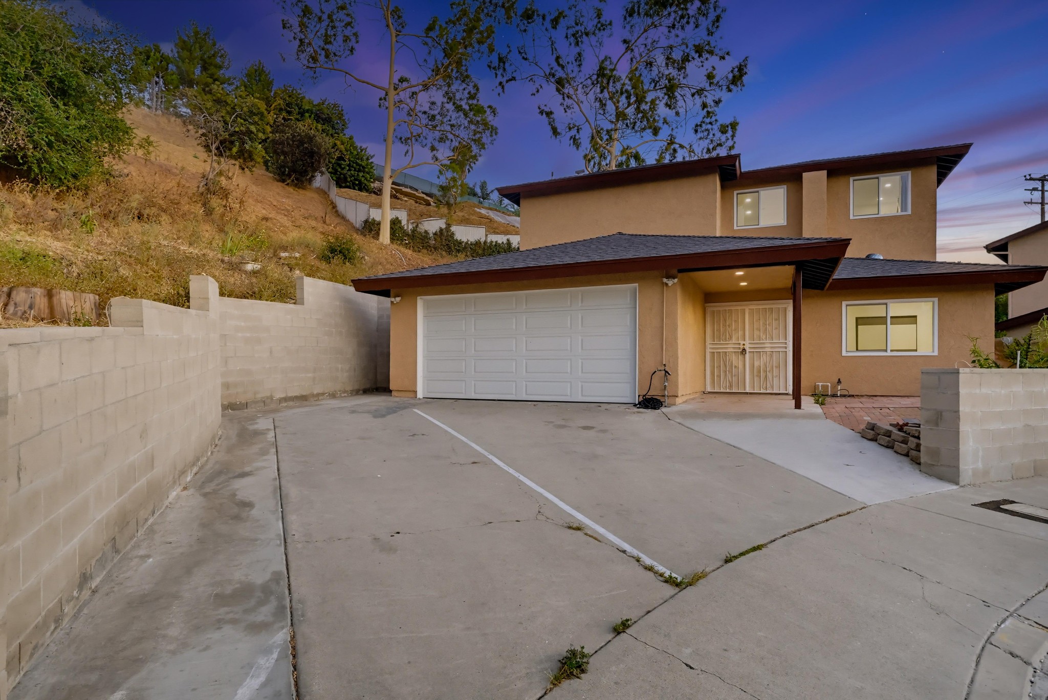 Virtual tour photo 1 of 98 for 125 Campanita Ct