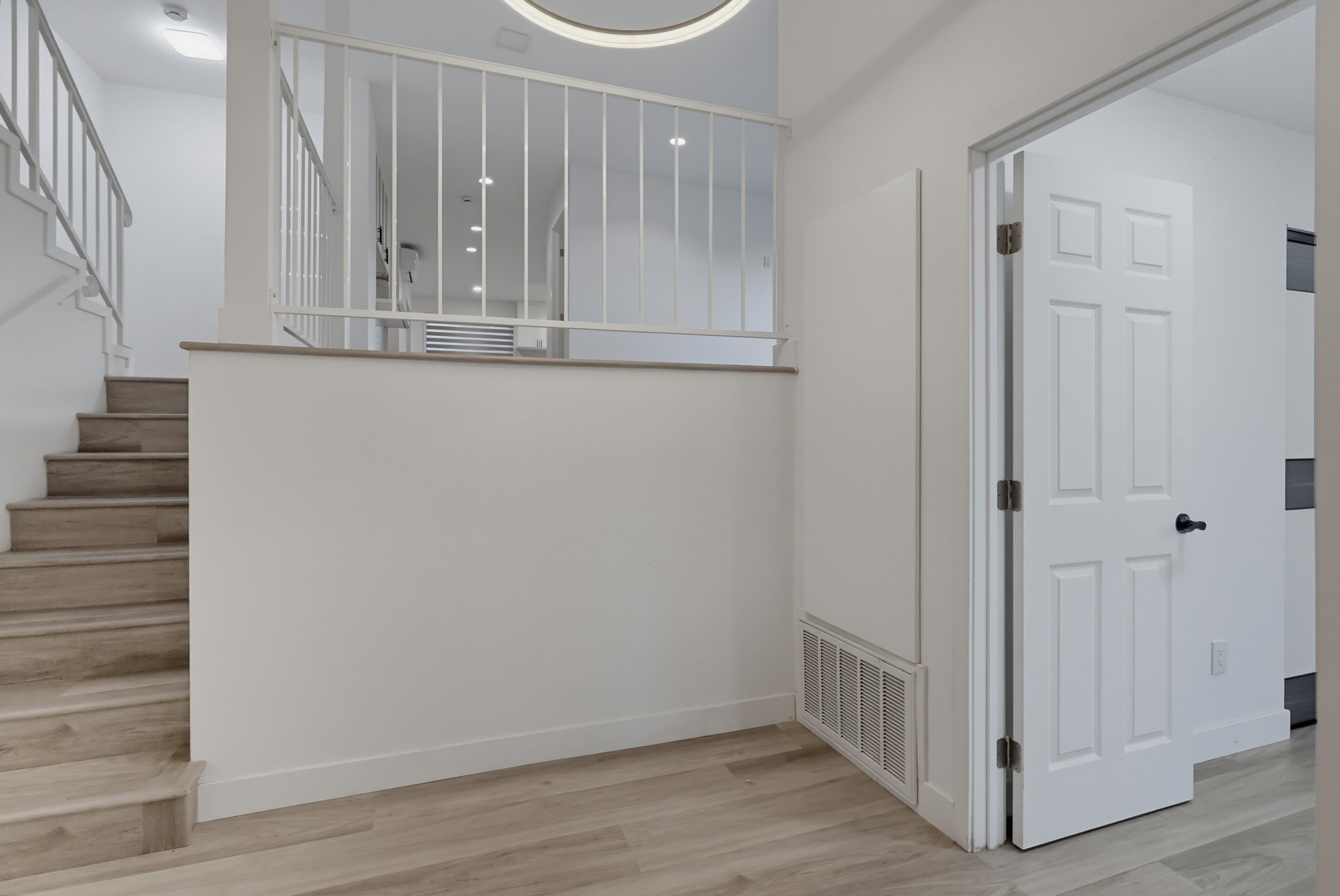 Virtual tour photo 20 of 98 for 125 Campanita Ct