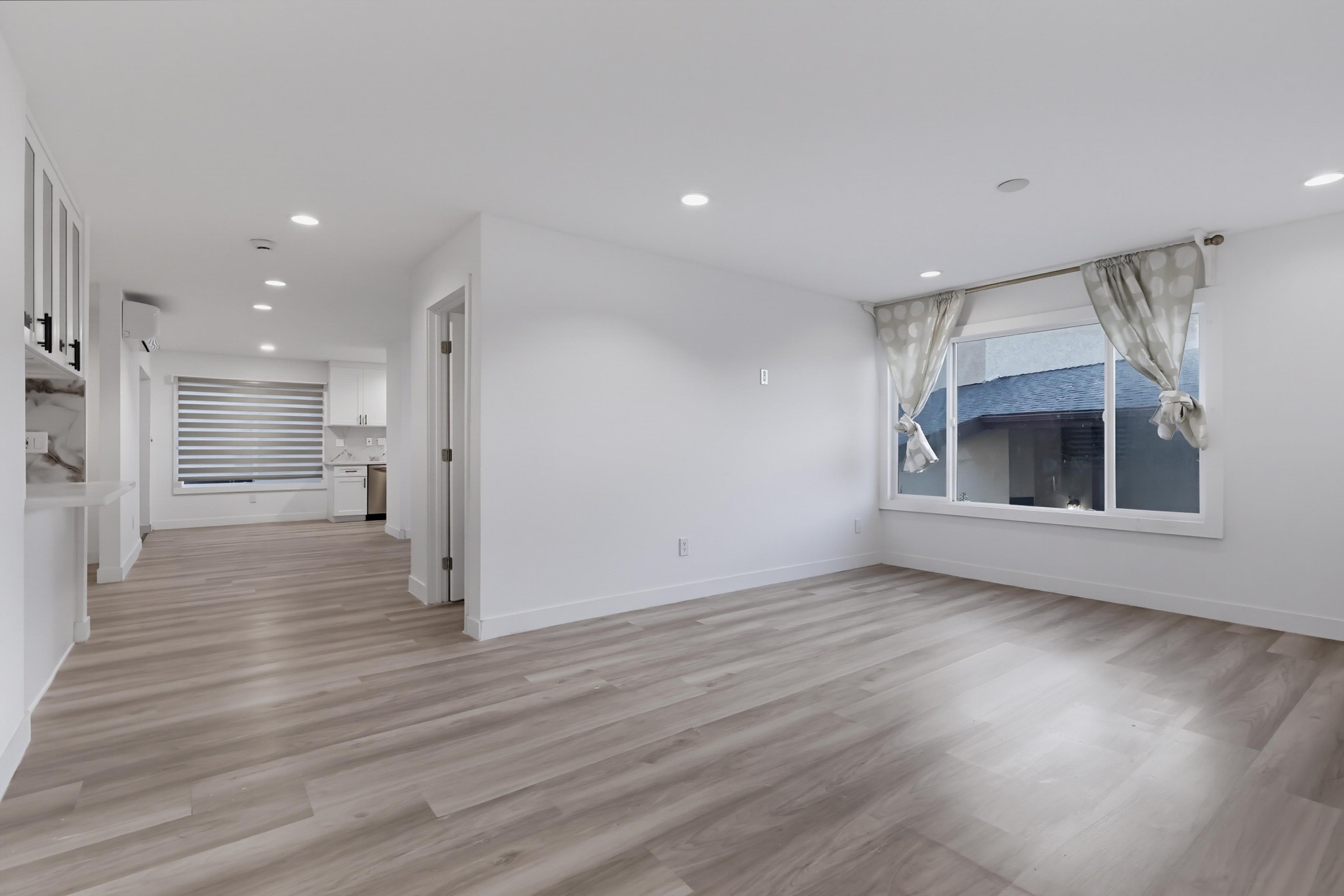 Virtual tour photo 25 of 98 for 125 Campanita Ct