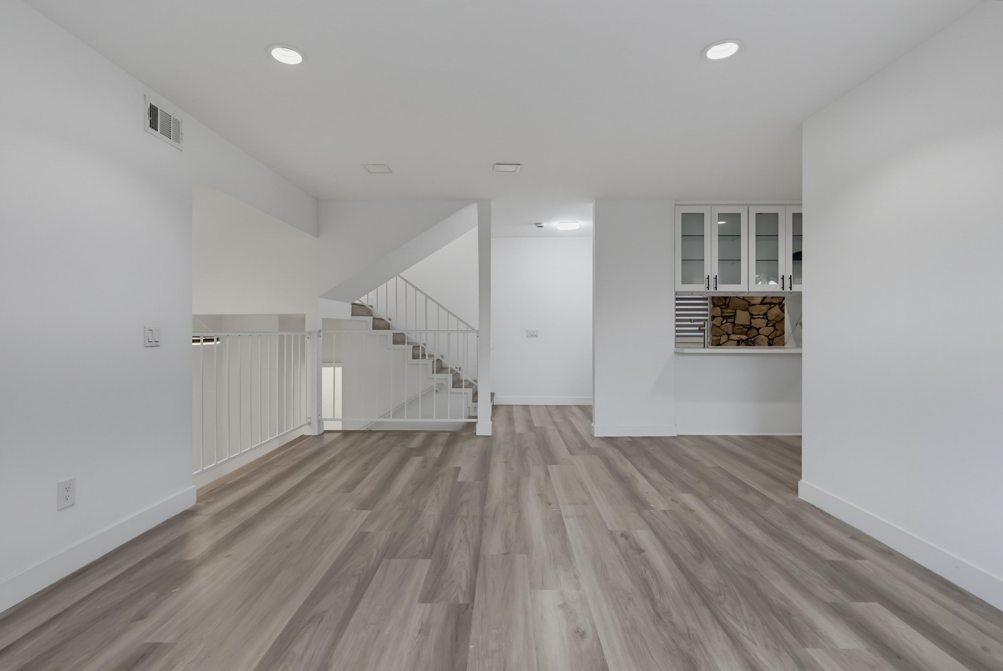 Virtual tour photo 27 of 98 for 125 Campanita Ct