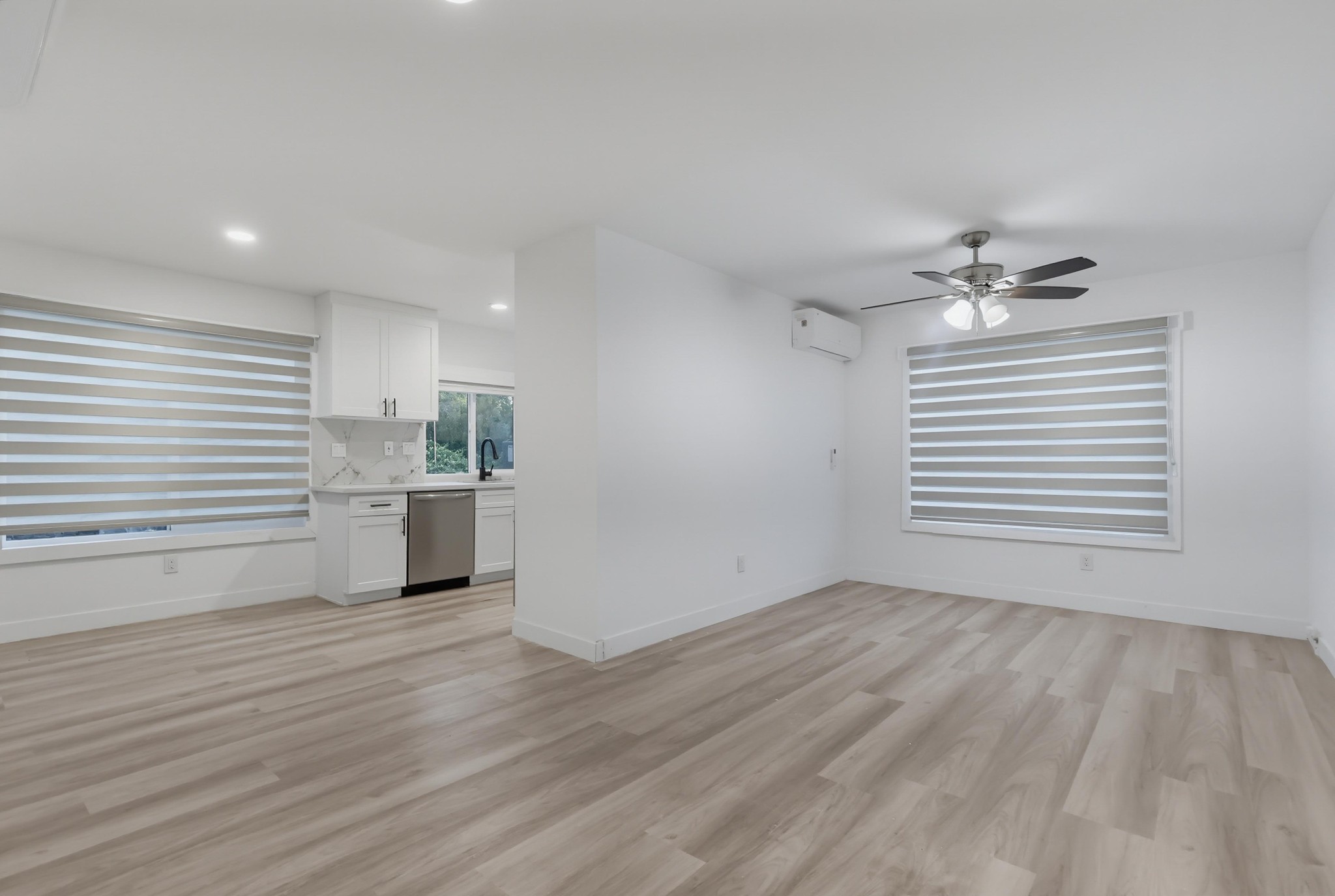 Virtual tour photo 31 of 98 for 125 Campanita Ct