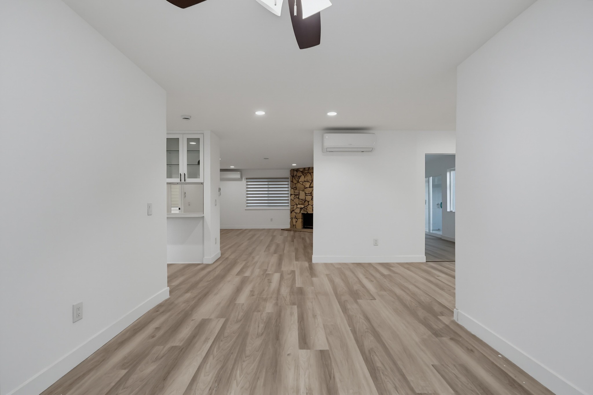 Virtual tour photo 34 of 98 for 125 Campanita Ct