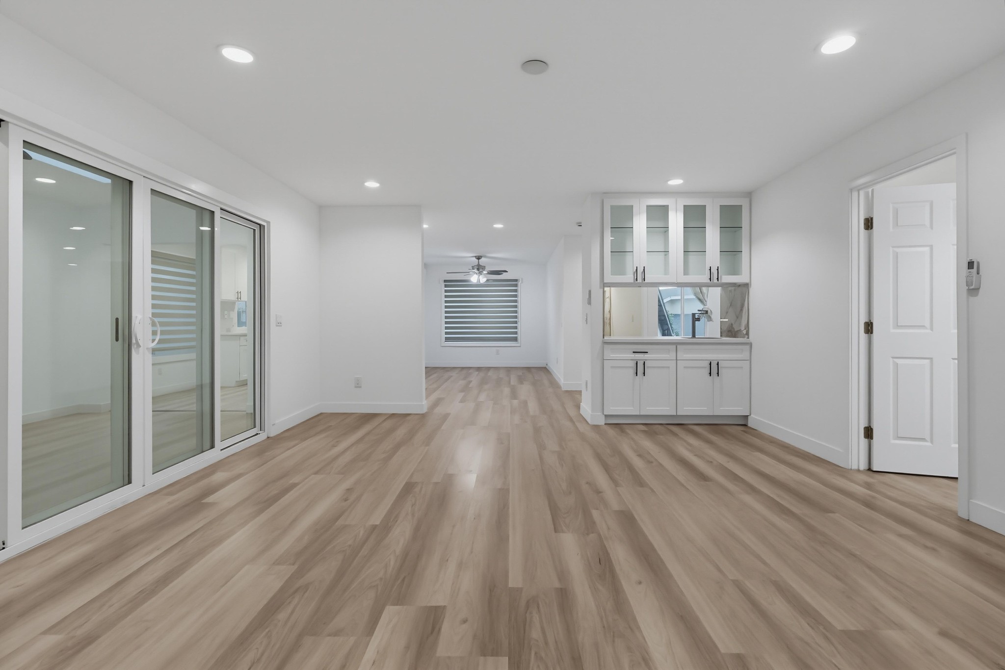 Virtual tour photo 48 of 98 for 125 Campanita Ct