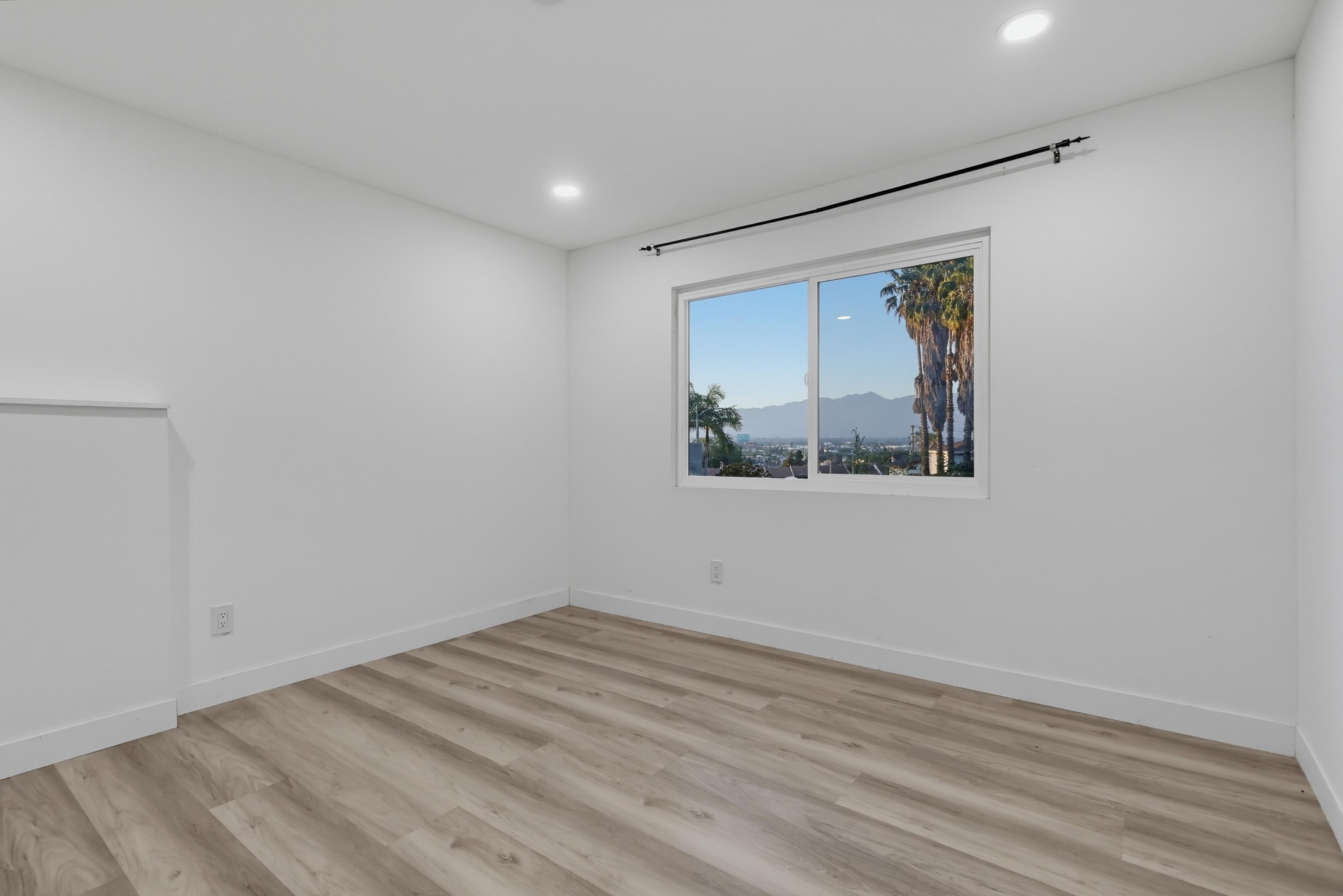 Virtual tour photo 52 of 98 for 125 Campanita Ct
