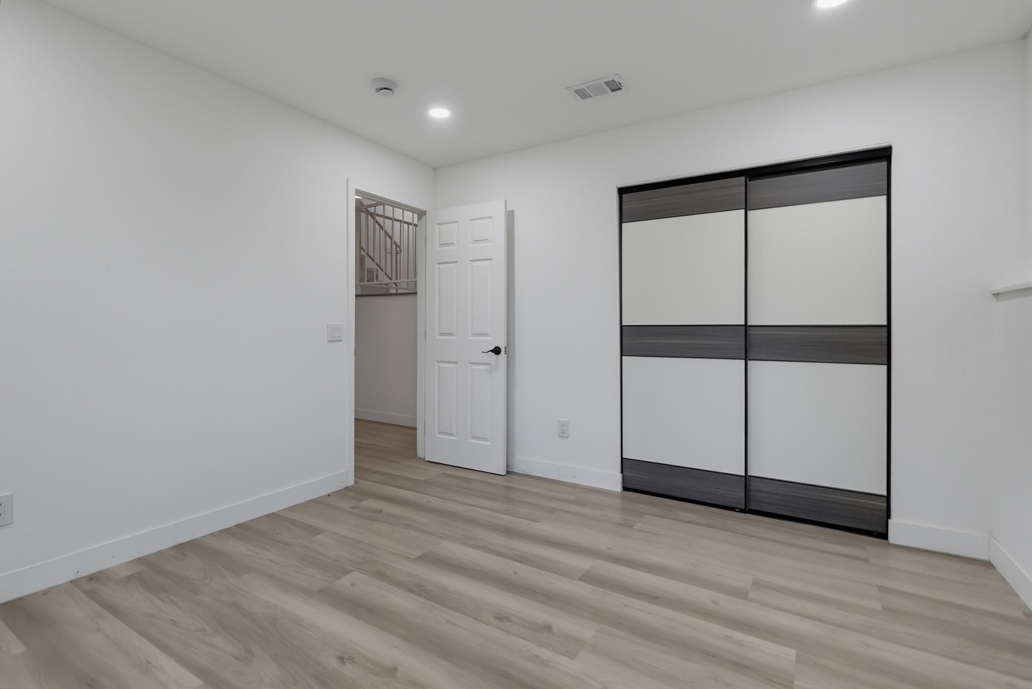 Virtual tour photo 54 of 98 for 125 Campanita Ct