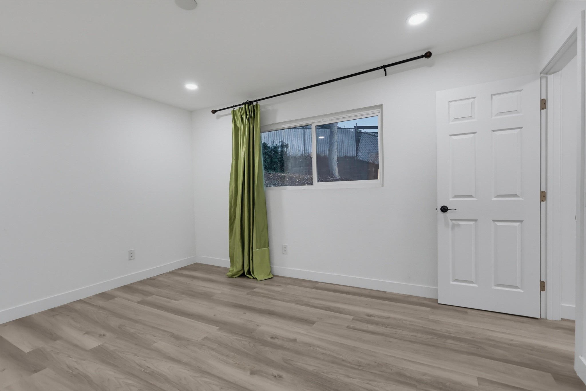 Virtual tour photo 73 of 98 for 125 Campanita Ct