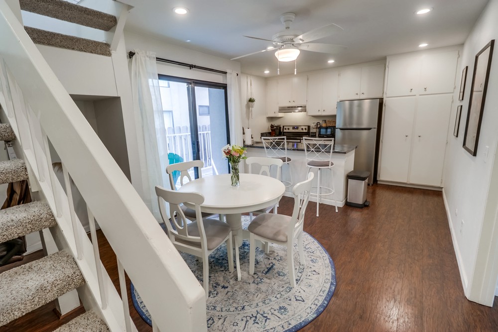 Virtual tour photo 11 of 33 for 1251 Parker Pl