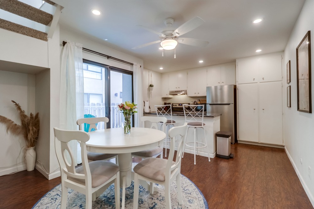 Virtual tour photo 12 of 33 for 1251 Parker Pl