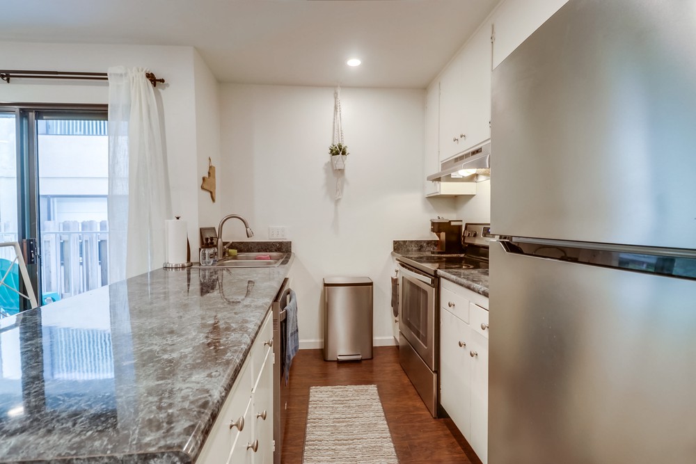 Virtual tour photo 16 of 33 for 1251 Parker Pl