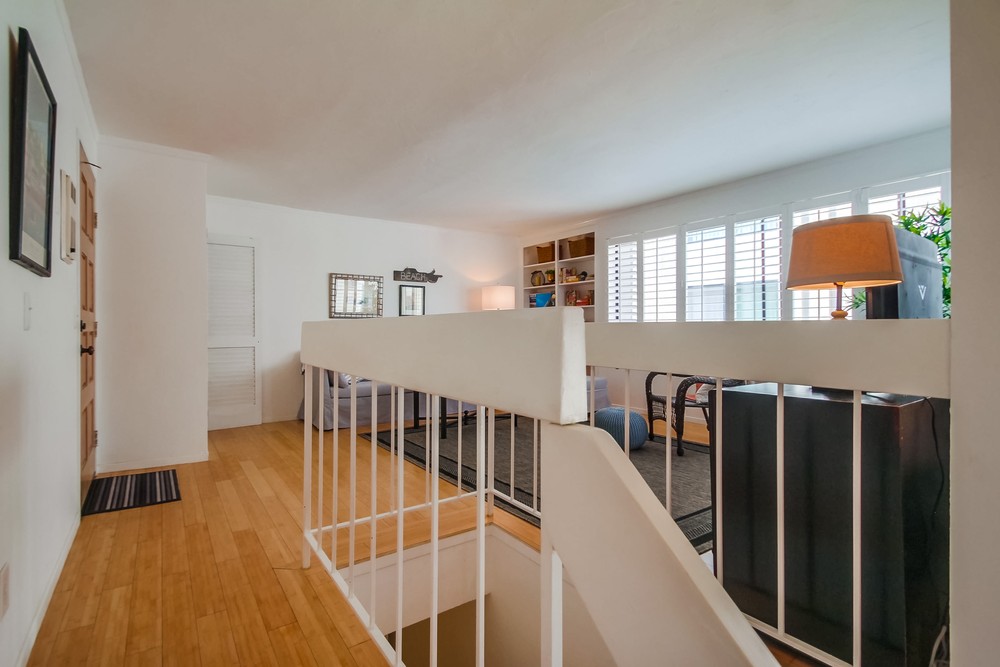 Virtual tour photo 5 of 44 for 1251 Parker Pl