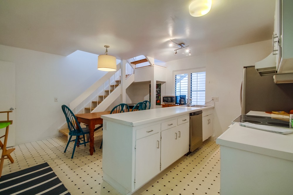 Virtual tour photo 18 of 44 for 1251 Parker Pl