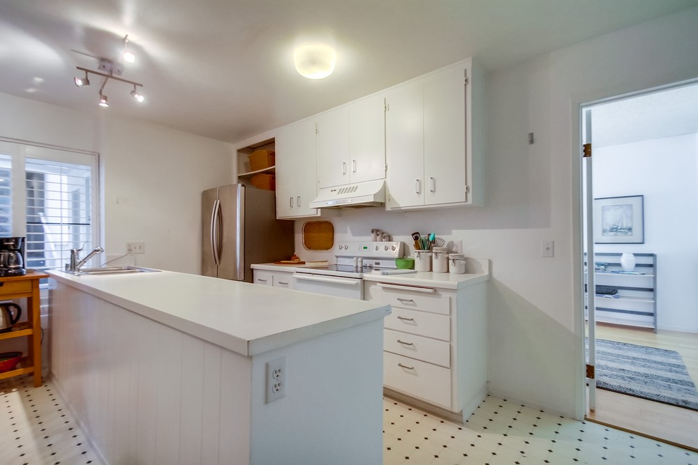 Virtual tour photo 20 of 44 for 1251 Parker Pl