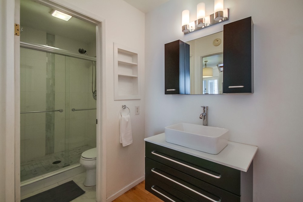 Virtual tour photo 26 of 44 for 1251 Parker Pl