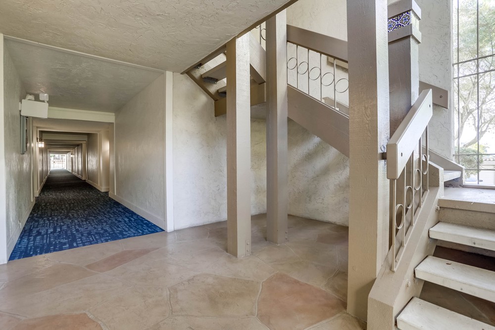 Virtual tour photo 4 of 37 for 12515 Oaks N Dr UNIT 233