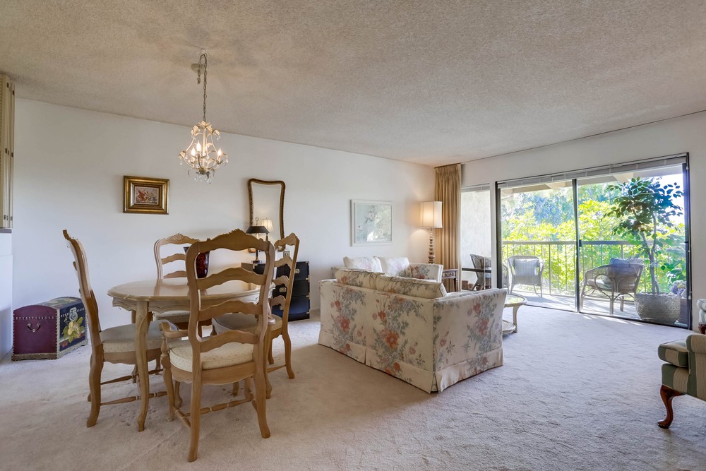 Virtual tour photo 8 of 37 for 12515 Oaks N Dr UNIT 233