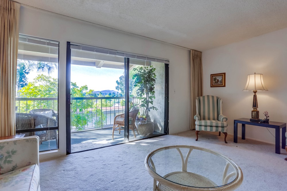 Virtual tour photo 12 of 37 for 12515 Oaks N Dr UNIT 233