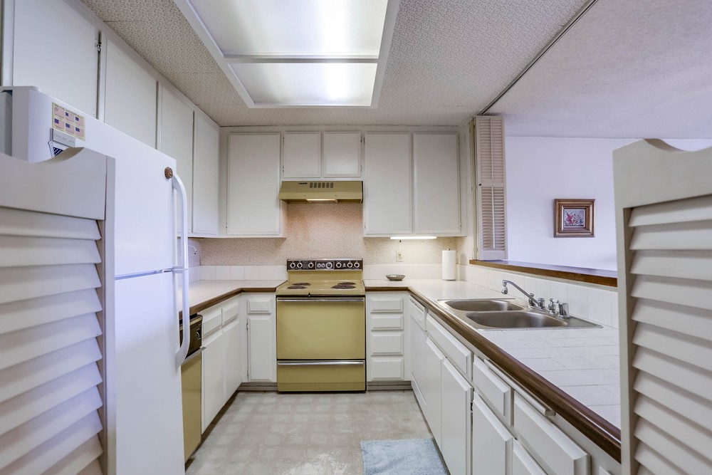 Virtual tour photo 16 of 37 for 12515 Oaks N Dr UNIT 233