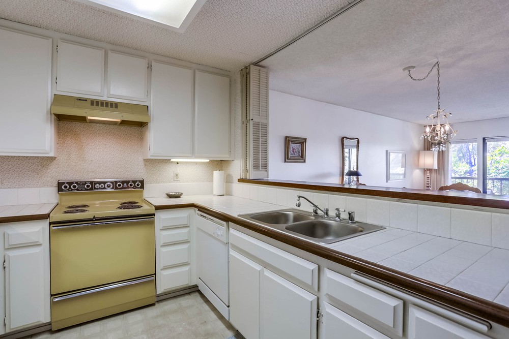 Virtual tour photo 17 of 37 for 12515 Oaks N Dr UNIT 233