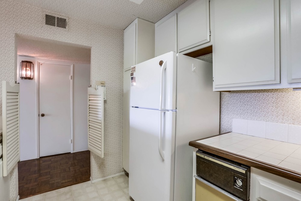 Virtual tour photo 20 of 37 for 12515 Oaks N Dr UNIT 233