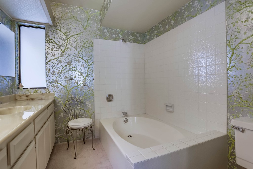Virtual tour photo 29 of 37 for 12515 Oaks N Dr UNIT 233