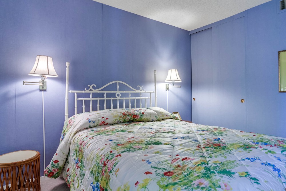 Virtual tour photo 31 of 37 for 12515 Oaks N Dr UNIT 233