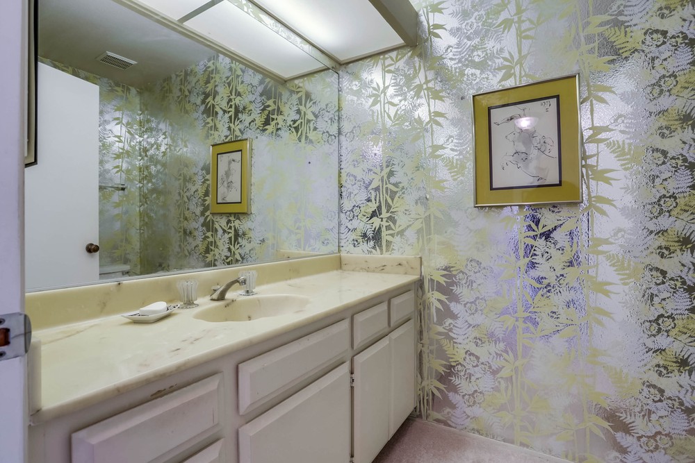 Virtual tour photo 34 of 37 for 12515 Oaks N Dr UNIT 233