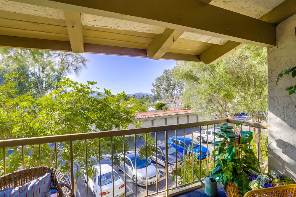 Virtual tour photo 38 of 37 for 12515 Oaks N Dr UNIT 233