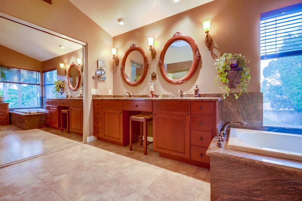 Virtual tour photo 51 of 80 for 12525 Picrus St