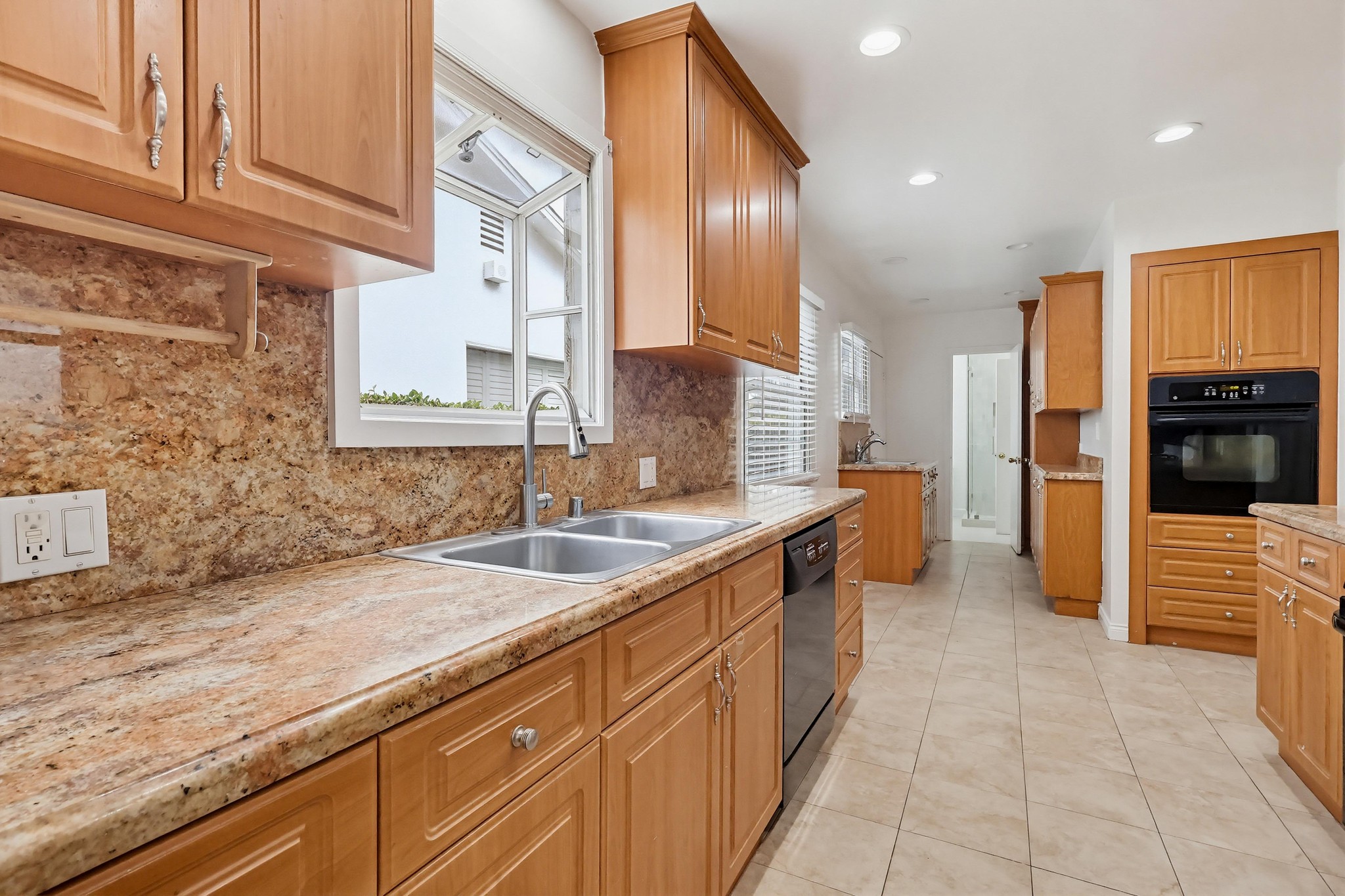 Virtual tour photo 19 of 54 for 12528 Albers St