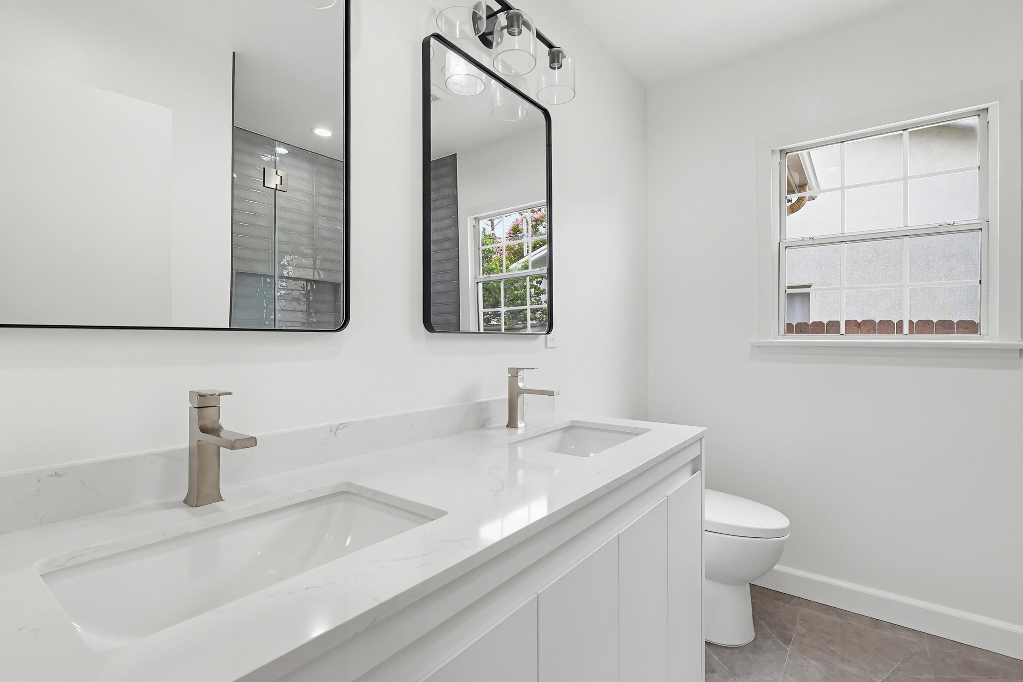 Virtual tour photo 47 of 54 for 12528 Albers St