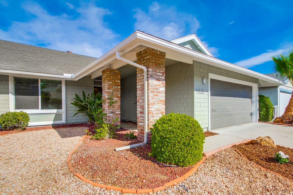 Virtual tour photo 6 of 57 for 12528 Lomica Dr