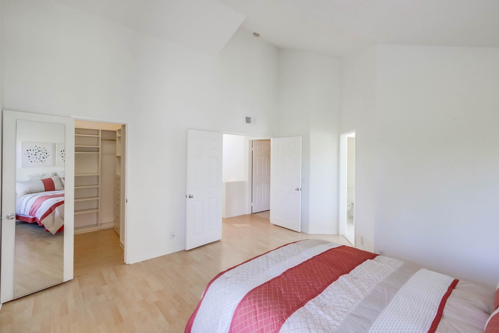 Virtual tour photo 31 of 45 for 12533 El Camino Real unit A