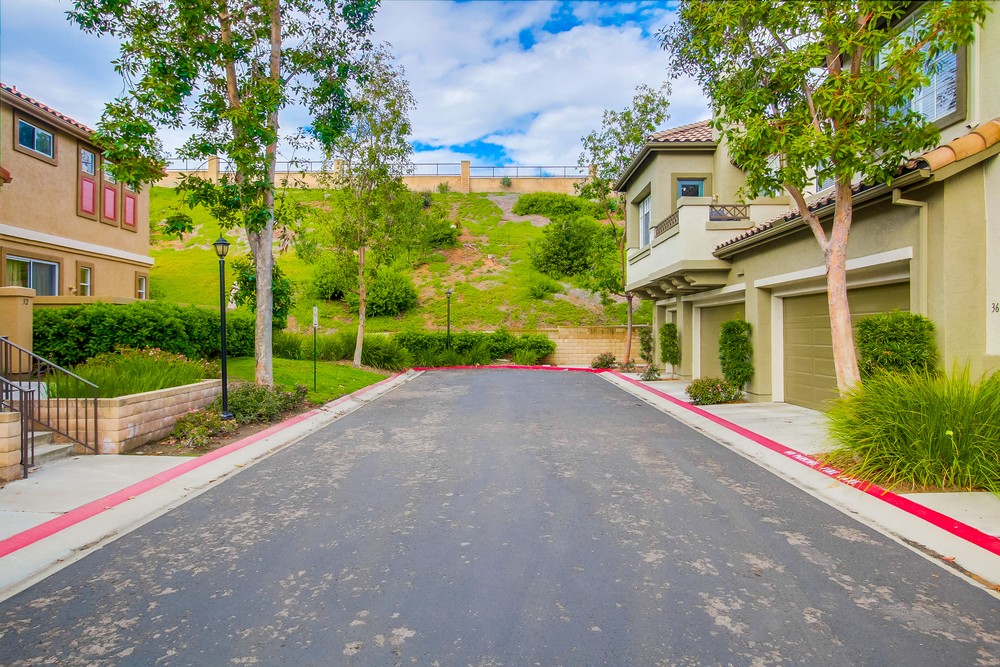 Virtual tour photo 1 of 60 for 12538 Heatherton Ct #35