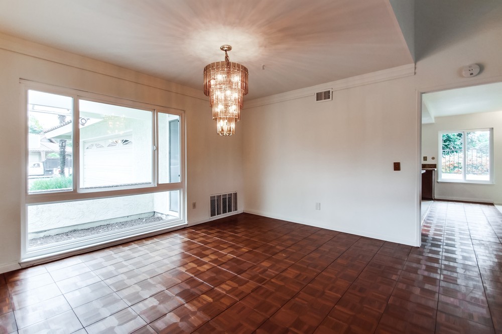 Virtual tour photo 9 of 56 for 12541 Camino Vuelo