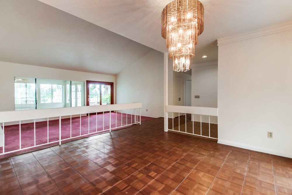 Virtual tour photo 12 of 56 for 12541 Camino Vuelo