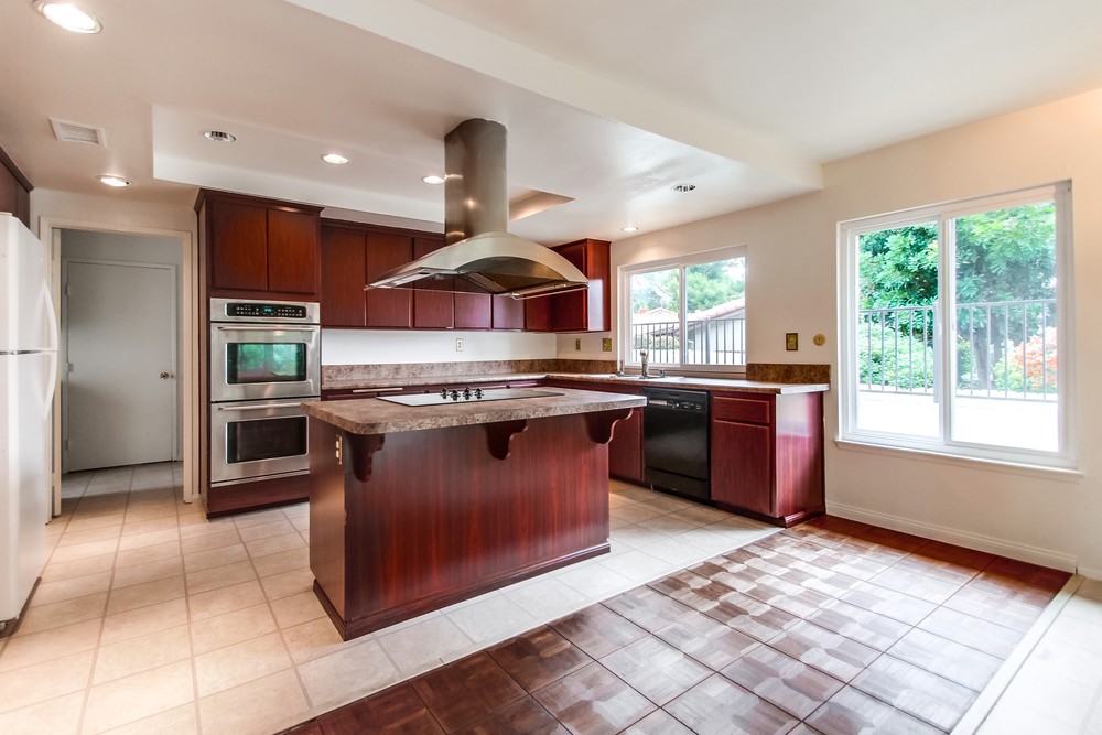 Virtual tour photo 27 of 56 for 12541 Camino Vuelo