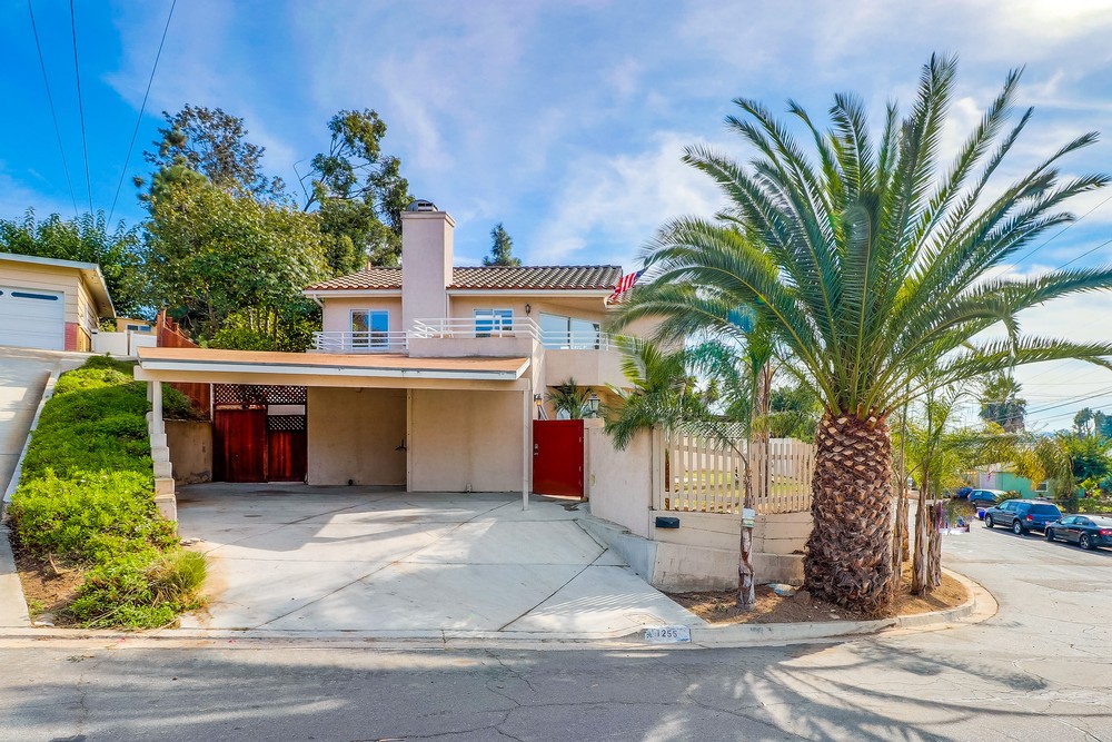 Virtual tour photo 1 of 52 for 1255 Gertrude St