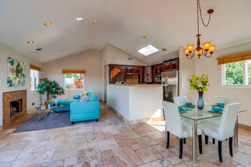 Virtual tour photo 12 of 52 for 1255 Gertrude St