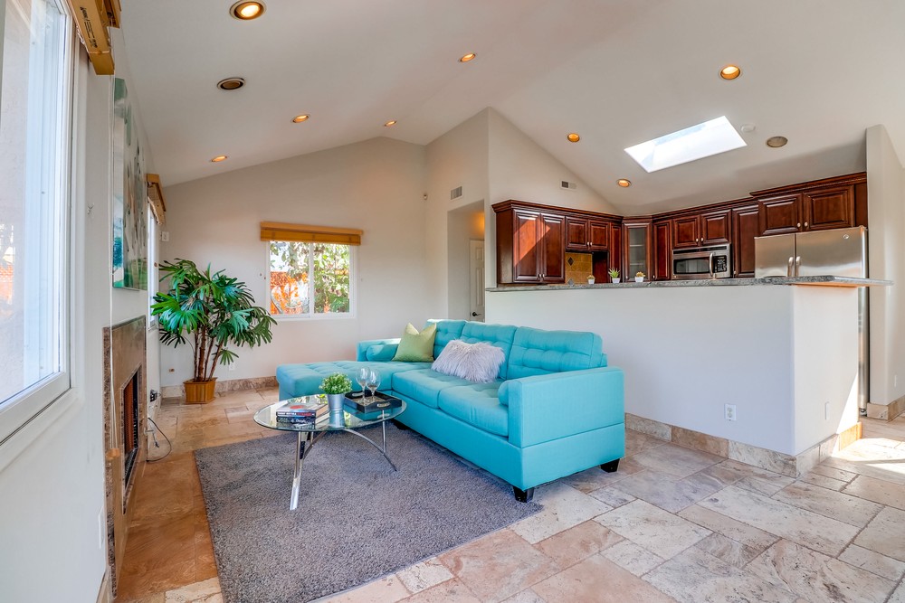 Virtual tour photo 18 of 52 for 1255 Gertrude St