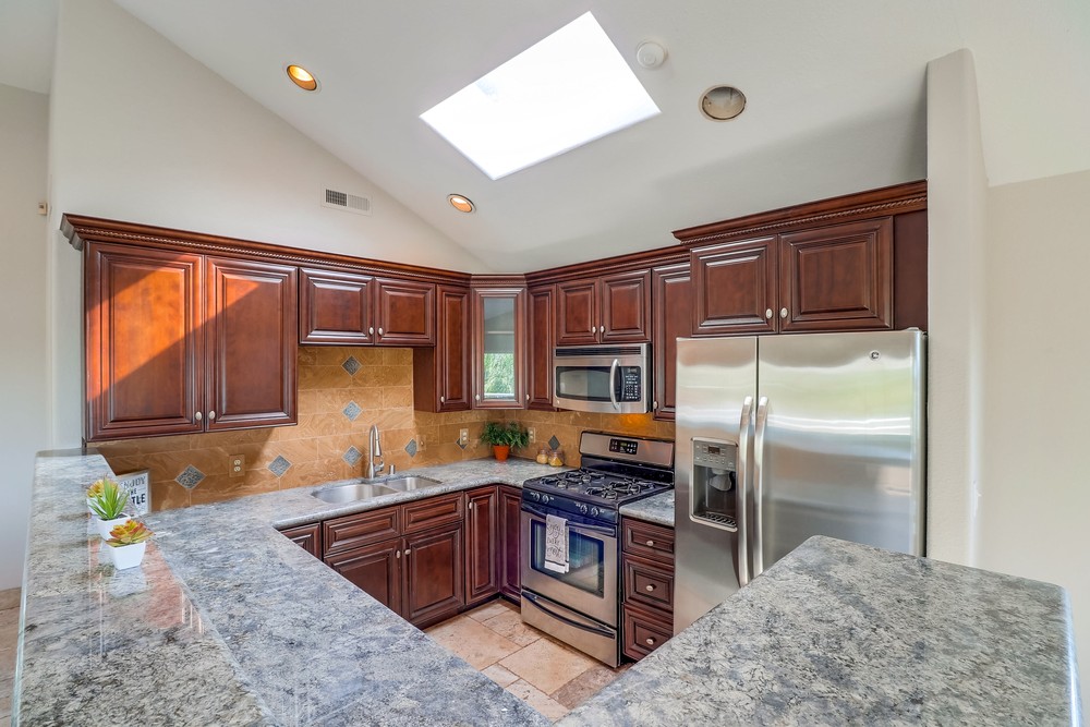 Virtual tour photo 21 of 52 for 1255 Gertrude St