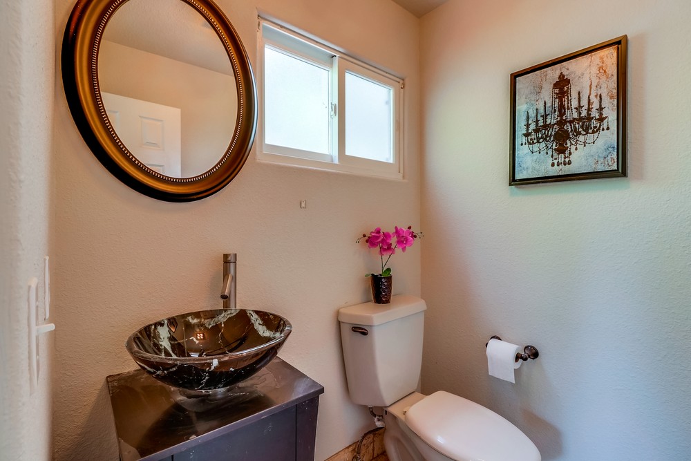Virtual tour photo 29 of 52 for 1255 Gertrude St