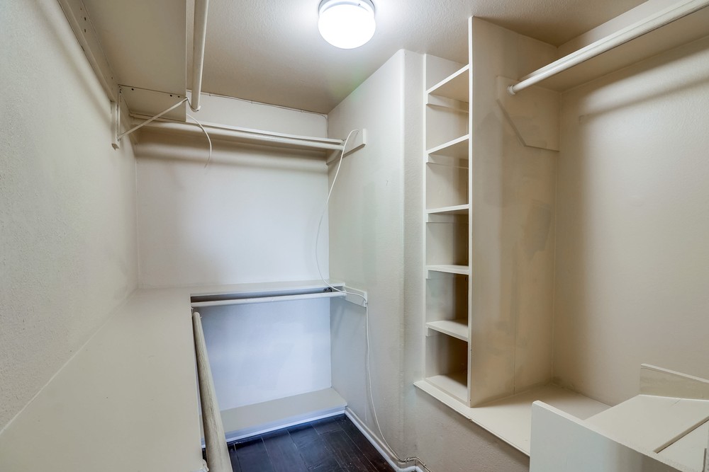 Virtual tour photo 39 of 52 for 1255 Gertrude St