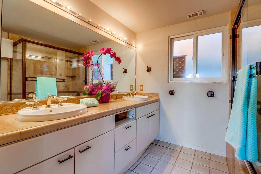 Virtual tour photo 40 of 52 for 1255 Gertrude St